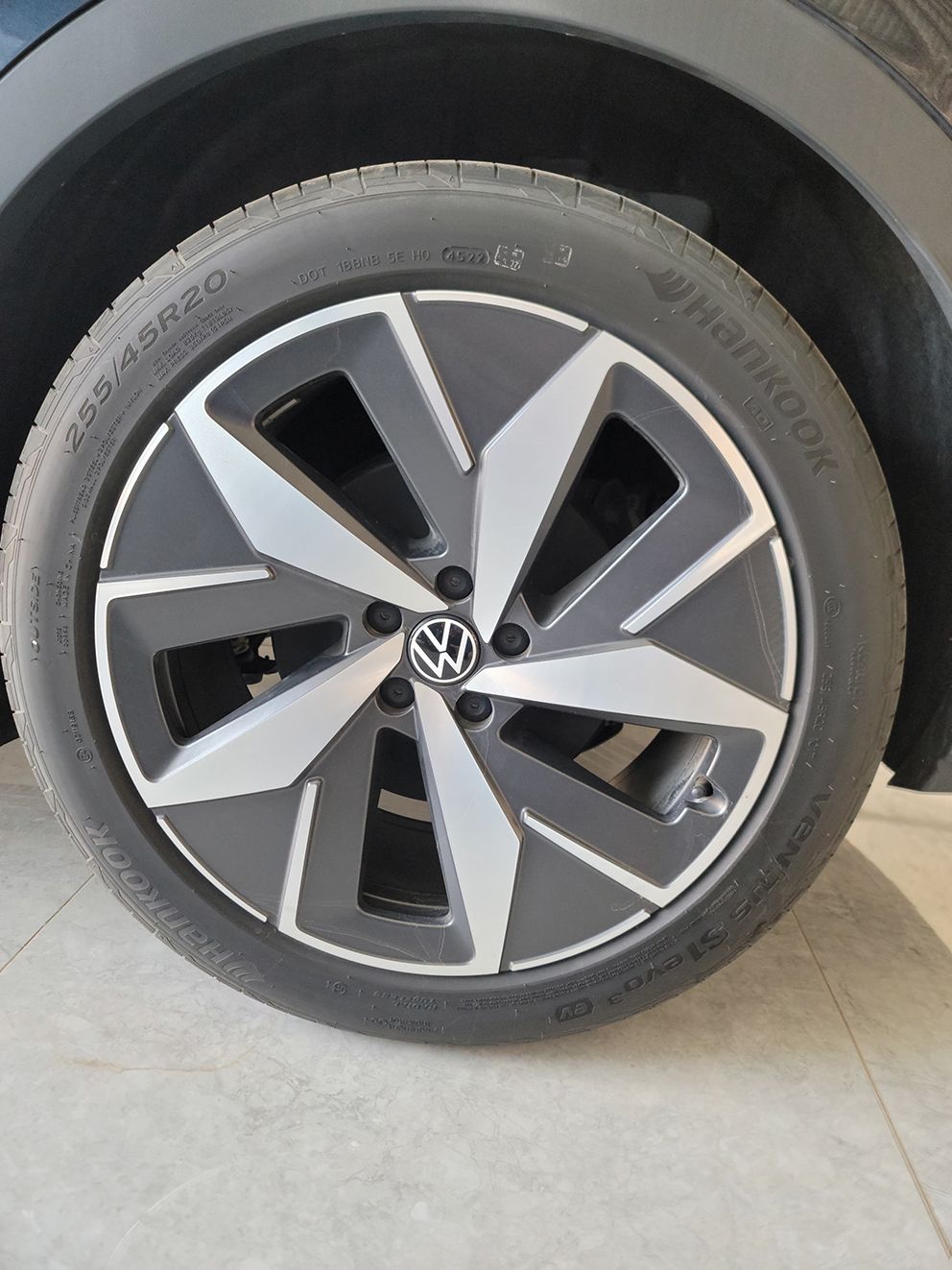 O-Volkswagen : ID4 PRO CROZZ 2023 - Image 6