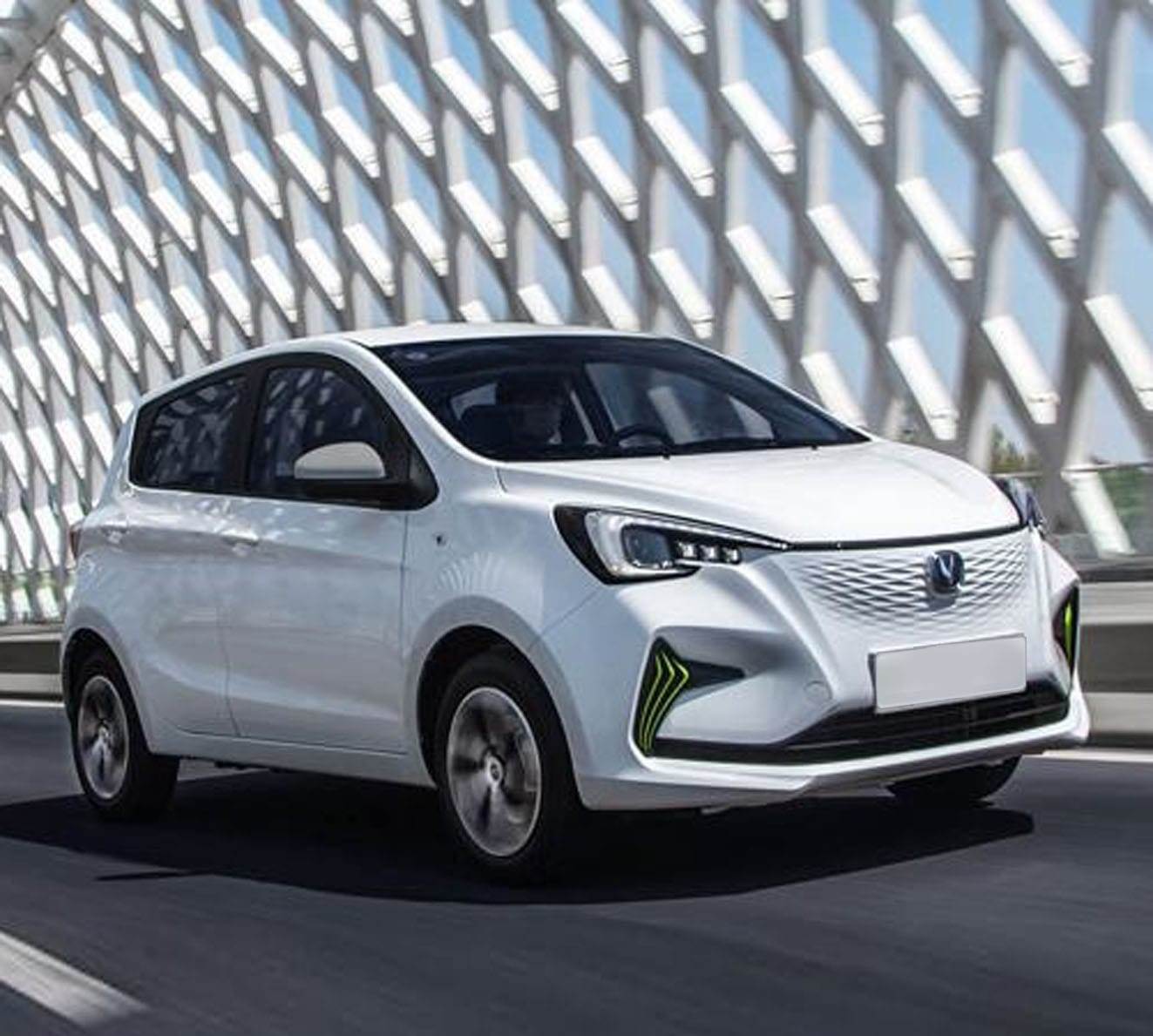 L-CHANGAN E-STAR 2023 - Image 3