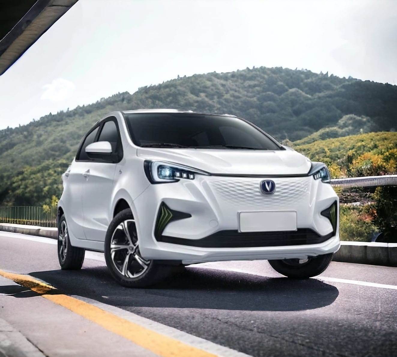 L-CHANGAN E-STAR 2023 - Image 7
